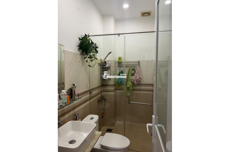 Bán nhà đúc 2,5 tấm hẻm 142 đường số 339 P. Phước Long B, Q9 cũ