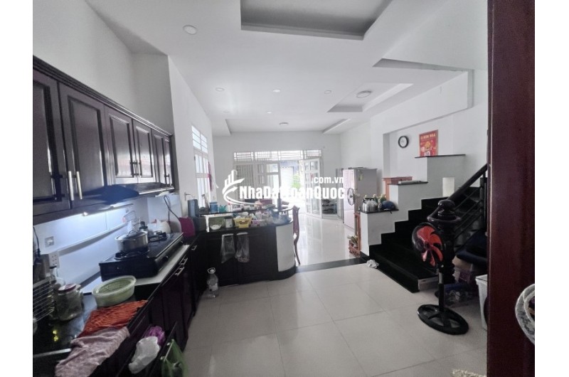 HẺM Ô TÔ 6M, HUỲNH TẤN PHÁT - QUẬN 7. 153M2, NHÀ 1 TRỆT 2 LẦU, SÂN THƯỢNG, 4PN, GIÁ  CHỈ  12,99 TỶ TL.