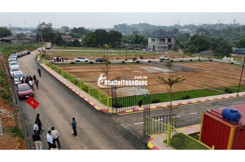  TRỤC CHÍNH PHÚ CÁT - KINH DOANH ĐẮC ĐỊA - SÁT VÁCH CÔNG NGHỆ CAO 