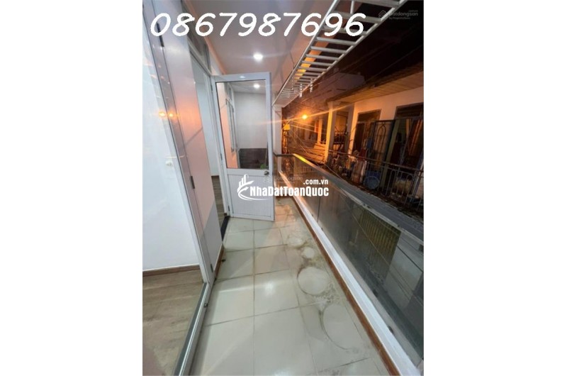 Nhà 1 trệt 1 lầu hẻm 3m cách chợ Phương Sài 50m .