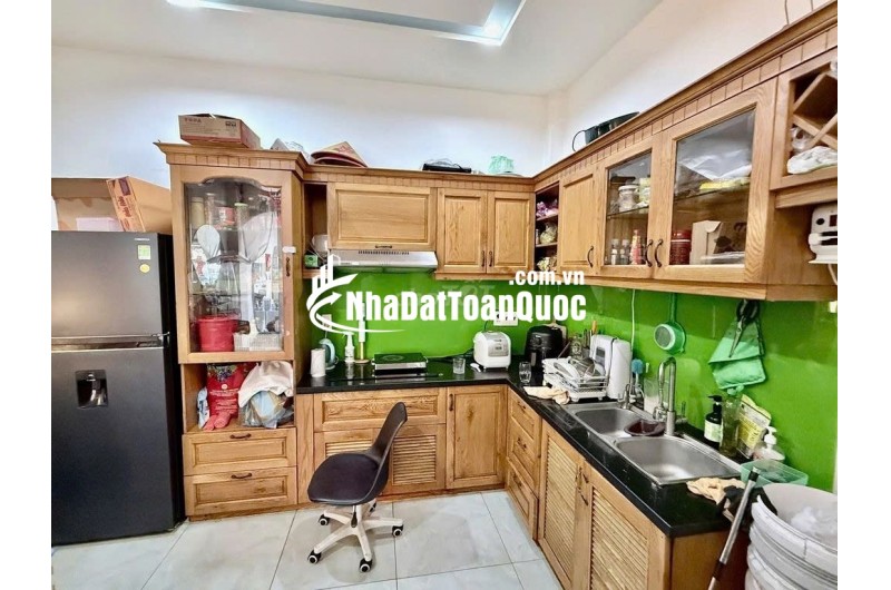 NHÀ ĐẸP – GIÁ TỐT- CHỦ BÁN NHÀ Tại Đường Hồng Lĩnh, Phường 15, Quận 10, Tp Hồ Chí Minh