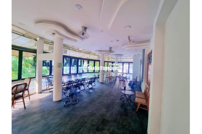 Bán Toàn Văn Phòng Lô Góc Mặt Phố Hồng Tiến, Long Biên 260m2 MT30m 8 tầng 125 tỷ