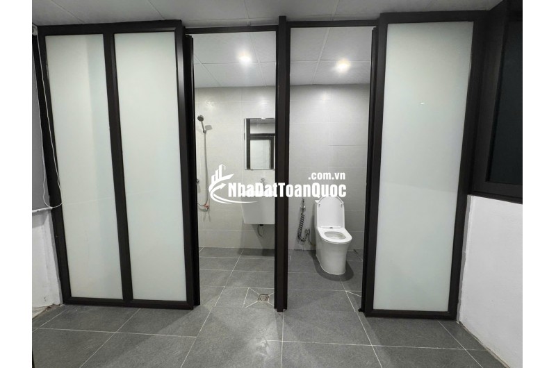 NHỈNH 8 TỶ CÓ NHÀ TẠI TRUNG TÂM BA ĐÌNH,GÀN LĂNG BÁC, QUẢNG TRƯỜNG, TIỆN ÍCH CHỌ DÂN SINH, BỆNH VIỆN, TRƯỜNG HỌC, TRUNG TÂM HÀNH CHÍNH