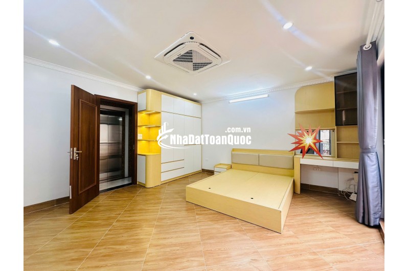 NHÀ ĐẸP  XÂY MỚI CỨNG- FULL NỘI THẤT ĐẸP LONG LANH-6 TẦNG THANG MÁY ÊM RU -KHÁCH CHỈ VIỆC SÁCH VALI ĐẾN Ở