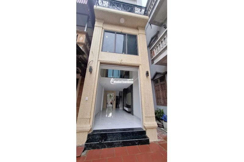 Chính chú đang muốn bán nhà Phố Phúc Lợi , 6 tầng giá sốc