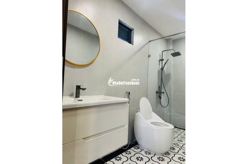. Bán nhà xây mới phố phúc lợi Long biên ngõ xe  đỗ cửa  
Xây 6 tầng thang máy phun Nội thất SIÊU ĐẸP