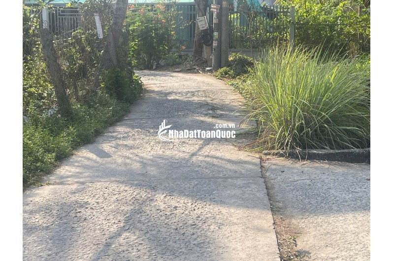 BÁN ĐẤT TP MỸ THO, DT 413.5M2 CÓ SẴN 120M2 THỔ CƯ. SHR. CHỈ 1.35 TỶ. LH:0383730186.