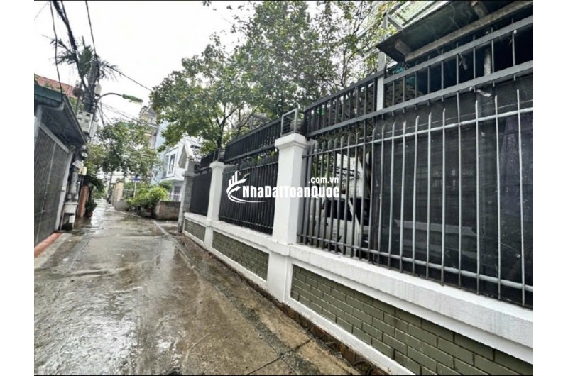 GIẢM CHÀO GIÁ CỰC SỐC NHÀ PHỐ THẠCH BÀN 36MX5 TẦNG FUN NỘI THẤT NHÀ MỚI TOANH