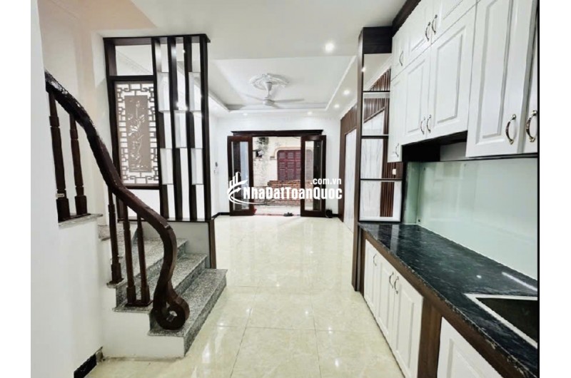 GIẢM CHÀO GIÁ CỰC SỐC NHÀ PHỐ THẠCH BÀN 36MX5 TẦNG FUN NỘI THẤT NHÀ MỚI TOANH