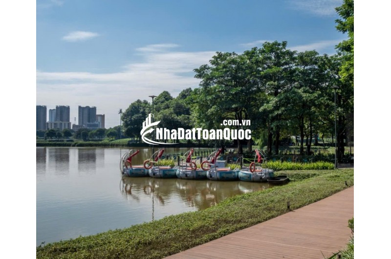 Bán nhà Phân Lô, Lô góc 3 mặt tiền, Ô tô tránh- Mặt phố Hưng Thịnh, Hoàng Mai 70m2, 4T, MT 7.5m2, Giá 23 tỷ