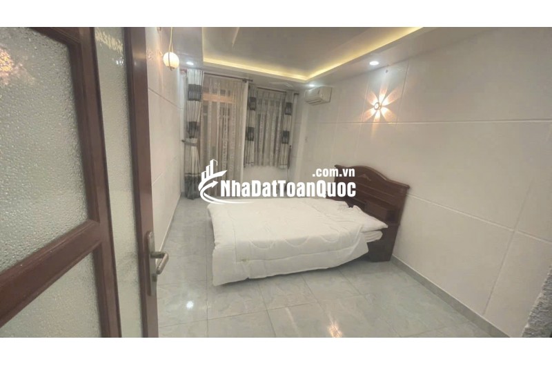 BÁN NHÀ 5 TẦNG NGAY BỆNH VIỆN HOÀN MỸ - (NGANG 3M2 X 12M) - 6TỶ6. LH:0931222249.