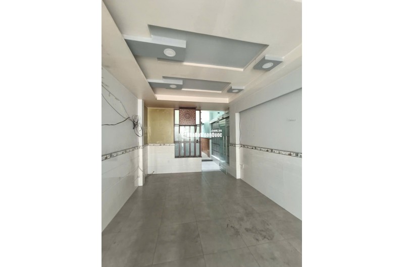 CHÍNH CHỦ CẦN BÁN NHÀ 3 TẦNG ĐẸP - SÁT PHẠM VĂN ĐỒNG - CHỈ 8.6 TỶ