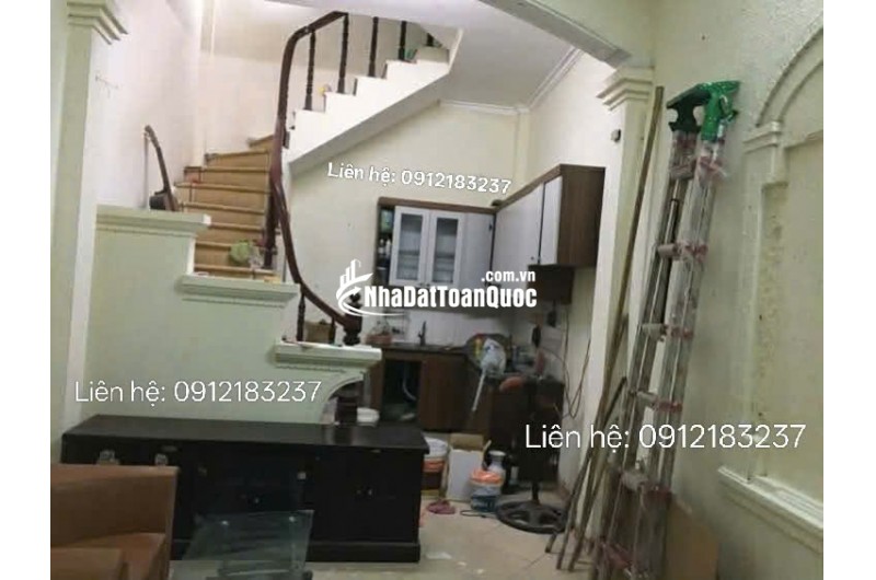 BÁN NHÀ TẠI 1B NGÕ 260 TÂN MAI, HOÀNG MAI, HÀ NỘI 27M2 SỔ ĐỎ CHỈ 7,65 TỶ. LH:0912183237.