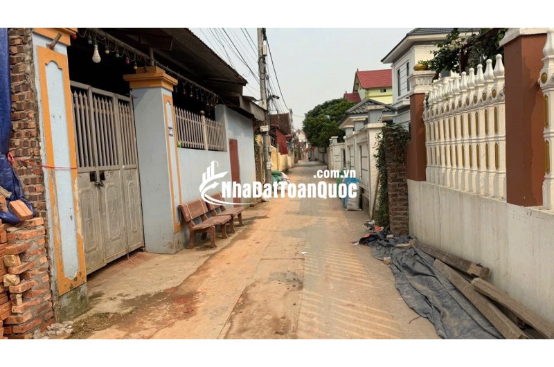 -QUÝ NHÀ ĐẦU TƯ NHANH TAY NHẮC MÁY ĐỂ CHÂP  LẤY CƠ HỘI, VỊ TRÍ KHU ĐÔNG DÂN CƯ TOÀN NHÀ GIẦU -DT 109 M FUN THỔ CƯ -GIÁ CHỈ CÓ  12,5 TR TRÊN MỘT MÉT