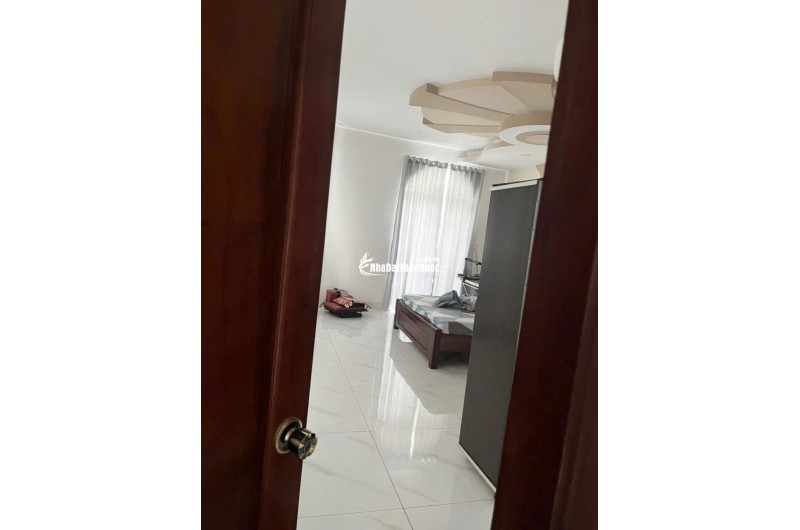 BÁN NHÀ TẠI BÌNH HƯNG HOÀ A. DT 87M2 SHR CHỈ 8.3 TỶ. LH: 0902950730 KHANH.