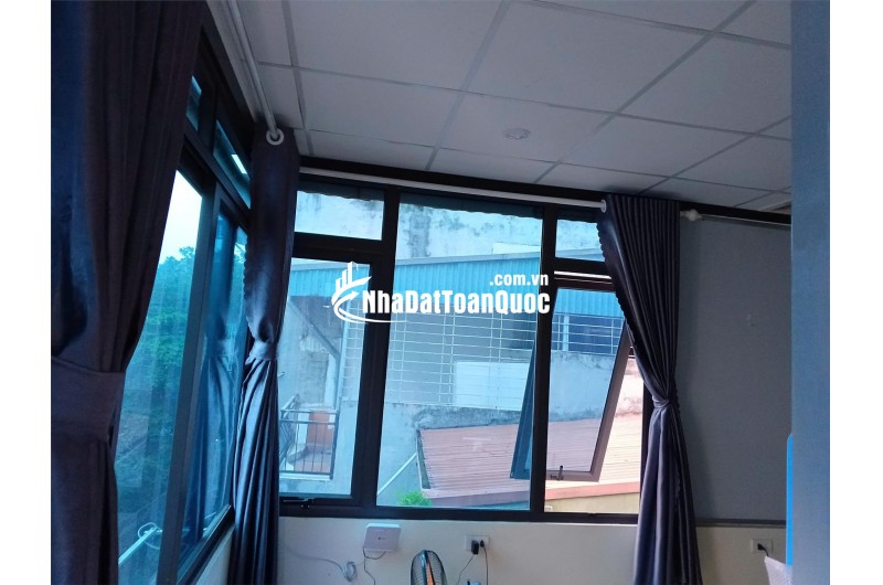 NHÀ NHỎ NHƯNG CÓ VÕ, MẶT NGÕ VĂN CHƯƠNG KINH DOANH MỌI LĨNH VỰC, 2 OTO TRÁNH, 100M RA HỒ LINH QUANG