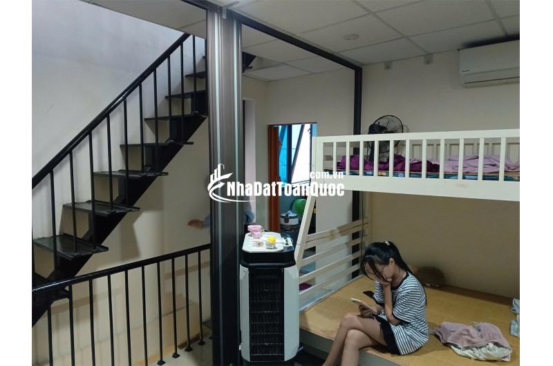 NHÀ NHỎ NHƯNG CÓ VÕ, MẶT NGÕ VĂN CHƯƠNG KINH DOANH MỌI LĨNH VỰC, 2 OTO TRÁNH, 100M RA HỒ LINH QUANG