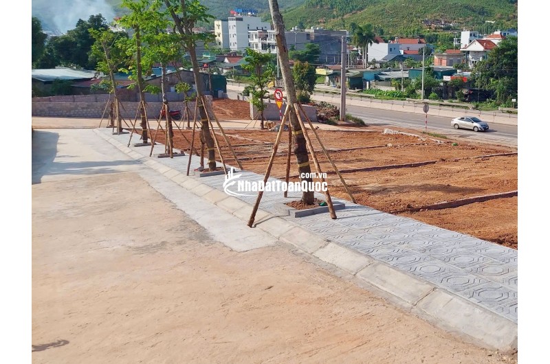 CHỈ TỪ 2,6 TỶ SỞ HỮU ĐẤT FULL THỔ CƯ MẶT TIỀN QL18 SÁT VÁCH VIN HẠ LONG XANH