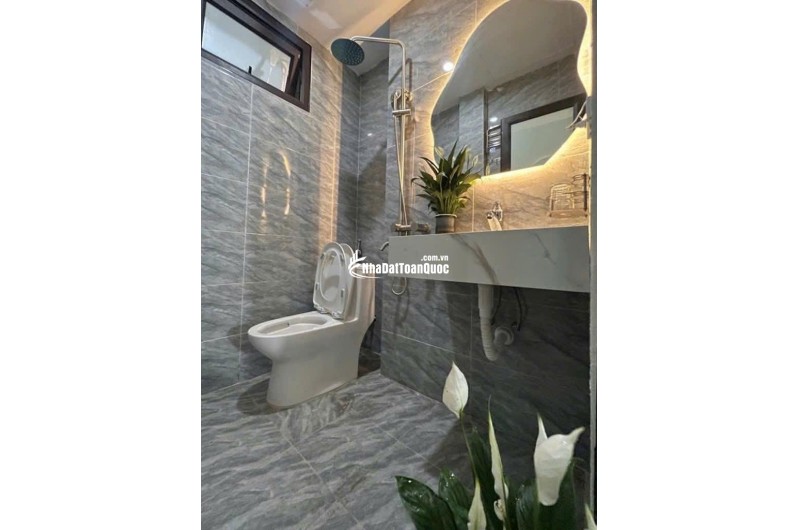 NHÀ NHỎ XINH - 5 TẦNG ĐỦ CÔNG NĂNG SỬ DỤNG - MẶT TIỀN ĐẸP - GẦN Ô TÔ - VIEW THOÁNG TRƯỚC MẶT - SỔ ĐỎ ĐẸP