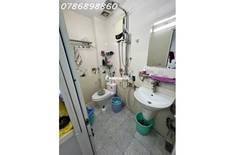  NHÀ MẶT TIỀN ĐƯỜNG SỐ 49 – P. TÂN THUẬN – QUẬN 7 
