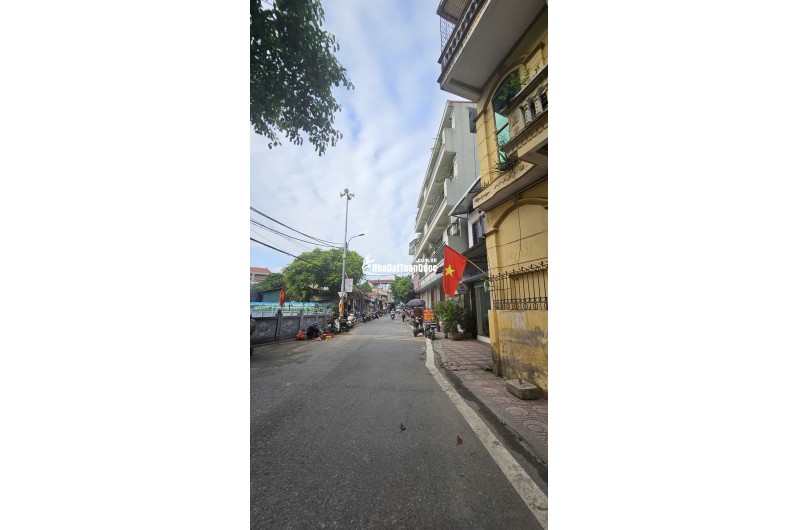 NHÀ PHỐ PHƯỢNG TRÌ – 82M², MT >5M, KD SẦM UẤT