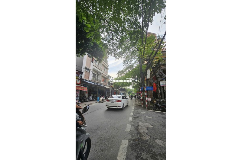 NHÀ PHỐ PHƯỢNG TRÌ – 82M², MT >5M, KD SẦM UẤT