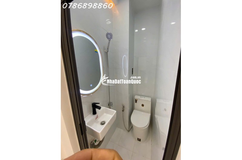  NHÀ 3 LẦU CAO CẤP – GẦN MẶT TIỀN ĐƯỜNG 51, LÝ PHỤC MAN, QUẬN 7 