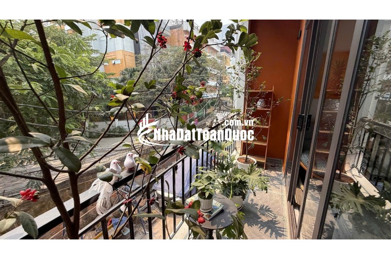 Cực hiếm nhà Xuân Thủy gần 40m2x6T, 2 thoáng , ngõ VF3 thông, nhỉnh 11tỷ