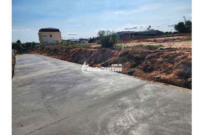 Đất đẹp Hà Mòn, full thổ cư, gần chợ, gần trung tâm, pháp lý đầy đủ