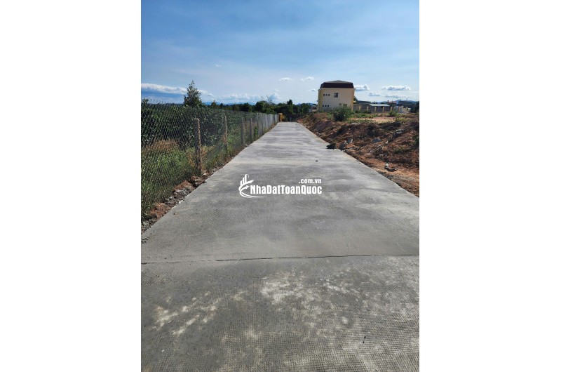 Đất đẹp Hà Mòn, full thổ cư, gần chợ, gần trung tâm, pháp lý đầy đủ