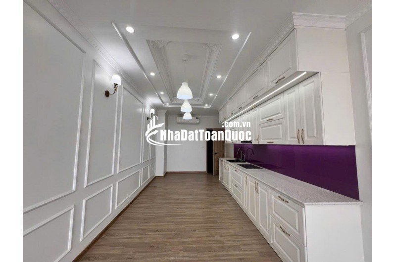 GIẢM NGAY 2 TỶ NHÀ NGỌC THUỴ LONG BIÊN