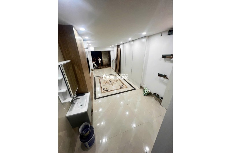 BÁN NHÀ PHỐ QUAN NHÂN - DT 37 M2 (6 TẦNG THANG MÁY) - SẴN SỔ ĐỎ, CHỈ 12.9 TỶ. LH:0983215192