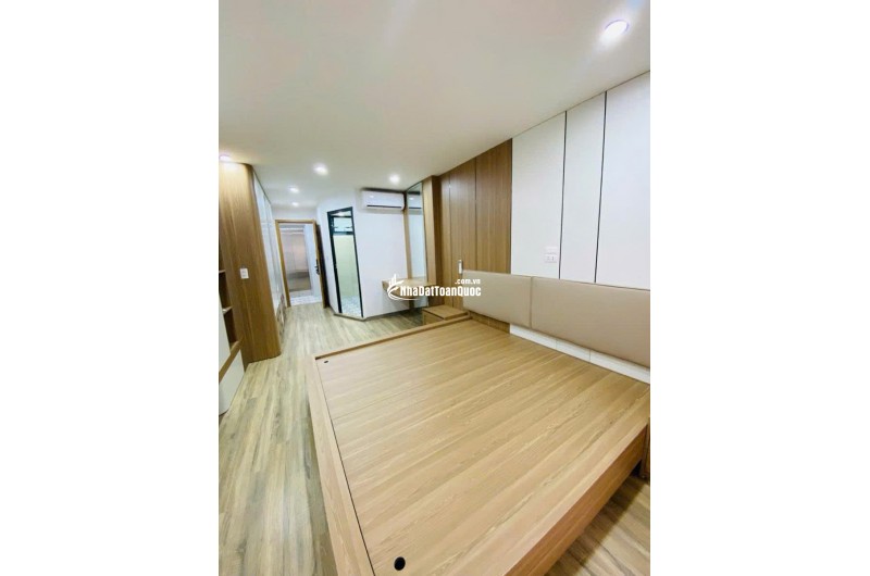 BÁN NHÀ PHỐ QUAN NHÂN - DT 37 M2 (6 TẦNG THANG MÁY) - SẴN SỔ ĐỎ, CHỈ 12.9 TỶ. LH:0983215192