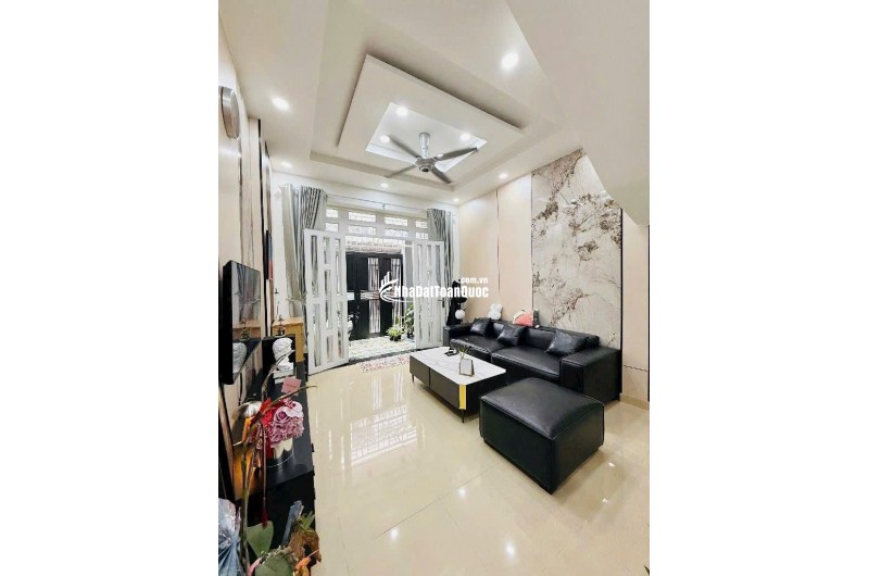 BÁN NHÀ QL 13 GẦN VẠN PHÚC CITY - DT 52M2 (4 TẦNG) - SẴN SỔ HỒNG - 7.5 TỶ TL. LH:0987202882.