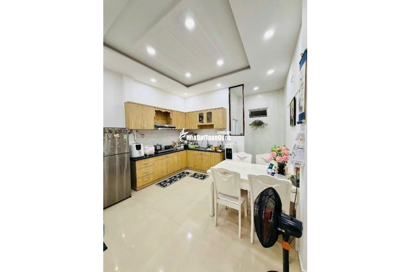 BÁN NHÀ QL 13 GẦN VẠN PHÚC CITY - DT 52M2 (4 TẦNG) - SẴN SỔ HỒNG - 7.5 TỶ TL. LH:0987202882.