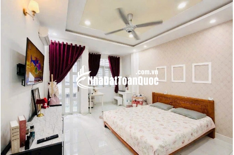 BÁN NHÀ QL 13 GẦN VẠN PHÚC CITY - DT 52M2 (4 TẦNG) - SẴN SỔ HỒNG - 7.5 TỶ TL. LH:0987202882.