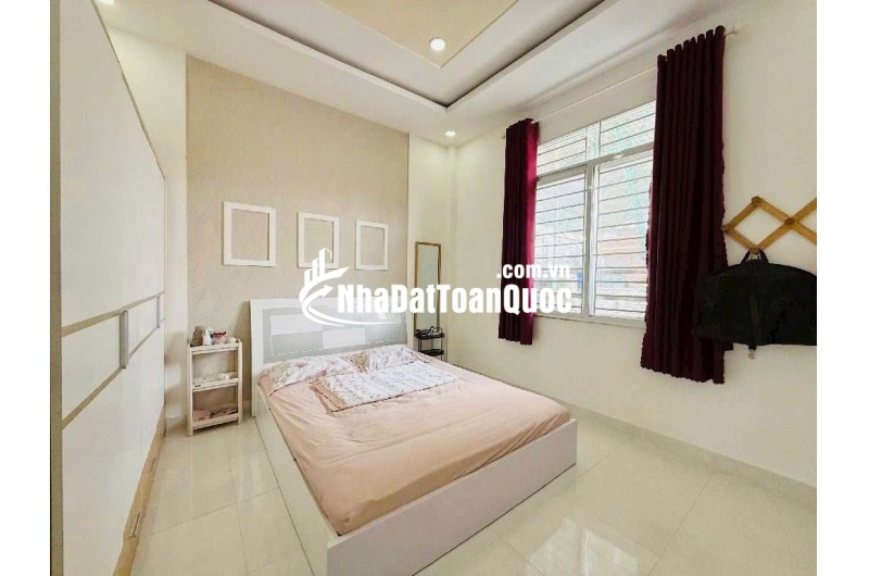 BÁN NHÀ QL 13 GẦN VẠN PHÚC CITY - DT 52M2 (4 TẦNG) - SẴN SỔ HỒNG - 7.5 TỶ TL. LH:0987202882.