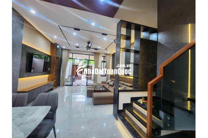 BÁN NHÀ 3 TẦNG, 3 MÊ  FULL NỘI THẤT, ĐƯỜNG THANH LƯƠNG, HOÀ XUÂN - ĐÀ NẴNG LH:0368452579.
