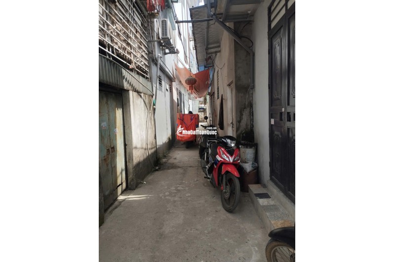 Cần bán nhà xã Đại Thanh,gần Cầu Tó, đã có sổ đỏ, giao thông thuận tiện