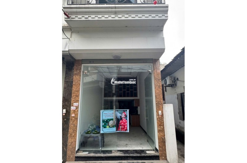 Cần bán nhà xã Đại Thanh,gần Cầu Tó, đã có sổ đỏ, giao thông thuận tiện