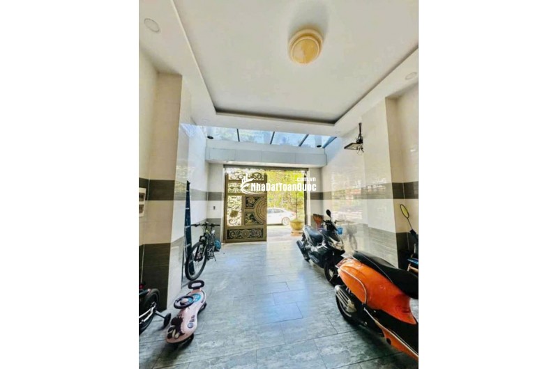 VẠN PHÚC CITY – 81M2 – 4 TẦNG 5PN – VIEW CÔNG VIÊN - GẤP - HIẾM. LH:0369151885.