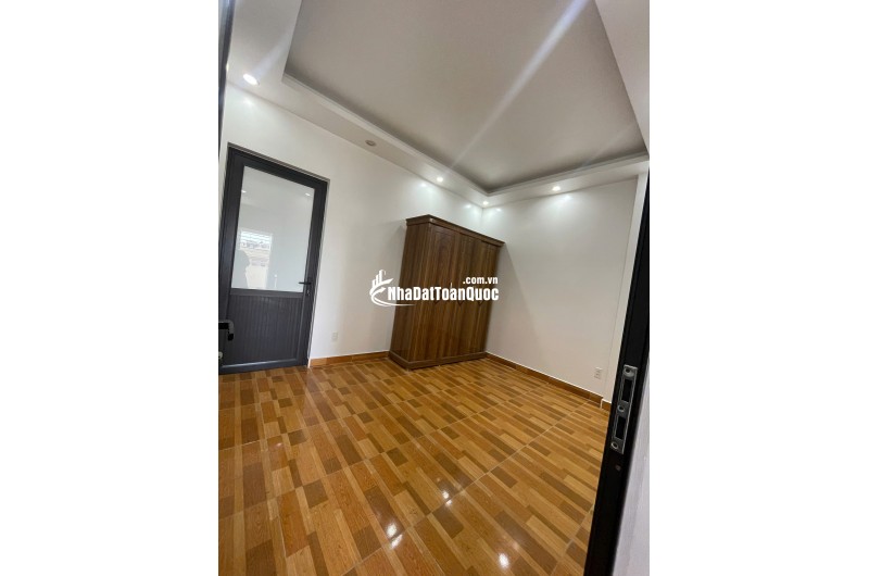  NHÀ ĐẸP 3 TẦNG ĐỘC LẬP – THƯ THỪA DỤ – GIÁ CỰC HỢP LÝ  ngõ ô tô khu dân cư văn minh gần trường chợ
