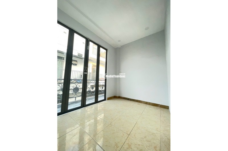 NHÀ MỚI SIÊU ĐẸP NGAY CHỢ LK 5/6, BHHB, BÌNH TÂN – 32,4M2 – 3TY380. LH:0908018219