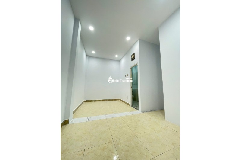 NHÀ MỚI SIÊU ĐẸP NGAY CHỢ LK 5/6, BHHB, BÌNH TÂN – 32,4M2 – 3TY380. LH:0908018219