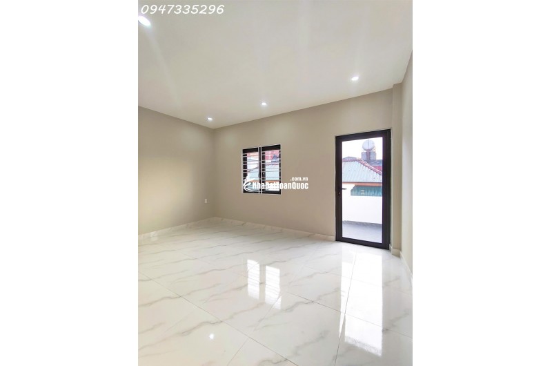 Nhà đẹp Miếu Hai Xã 4 tầng ô tô đỗ gần nhà