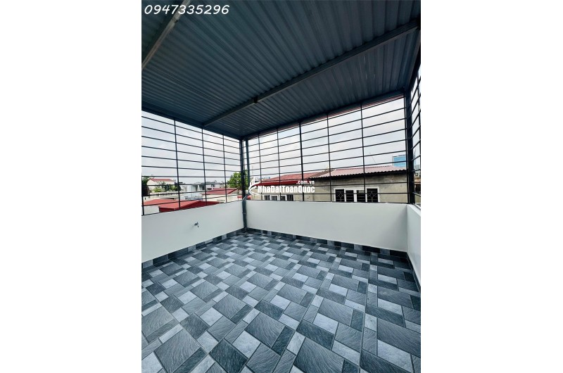 Nhà đẹp Vũ Chí Thắng ô tô đỗ gần nhà