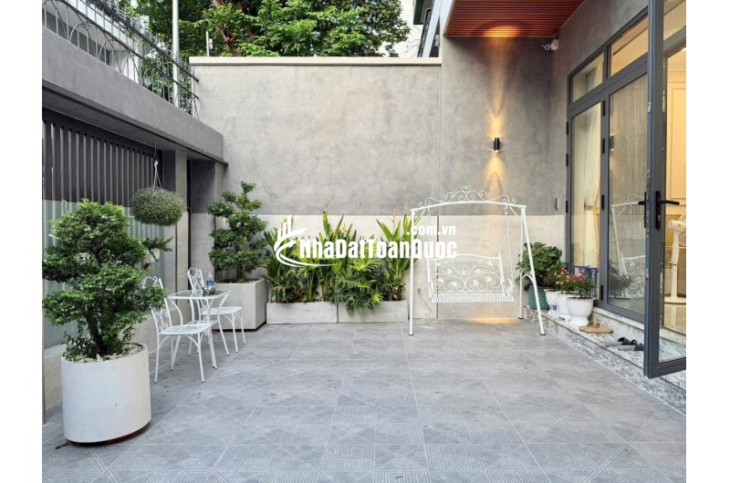 Bán Nhà Mặt Tiền Kinh Doanh Ngang 9M Sổ Đẹp 3Tầng 160M2 Giá Chỉ 23,49 Tỷ Tl