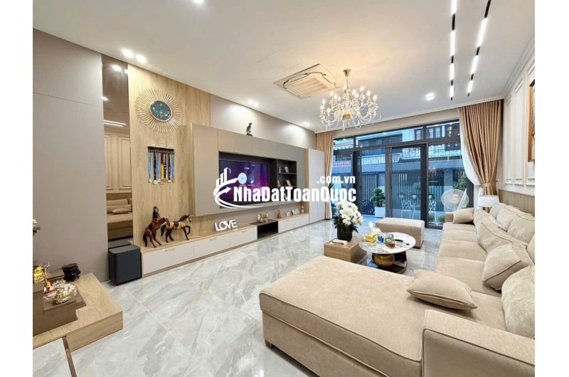 Bán Nhà Mặt Tiền Kinh Doanh Ngang 9M Sổ Đẹp 3Tầng 160M2 Giá Chỉ 23,49 Tỷ Tl
