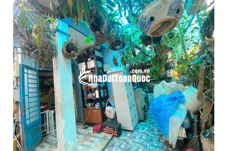 Bán nhà 142m2 Huỳnh Tấn Phát, P.Tân Phú, Q7, giá 5.5 tỷ, sổ hồng riêng, LH: 0903332332