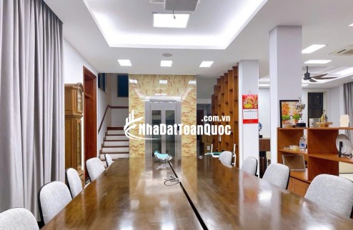 Biệt thự 5T thang máy Bắc Linh Đàm DT230m2, 68 tỷ Hoàng Mai